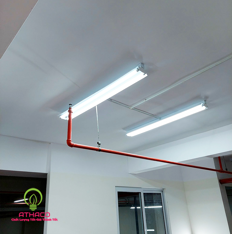 den tuyp led nhom nhua 18w cao cap 1